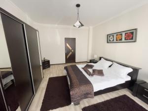 Enjoy Apartments - Central Villa Retreat