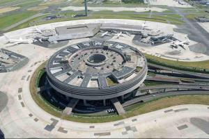 L7 -Villiers-le-Bel proche Aéroport ROISSY CHARLES DE GAULLES & PARIS