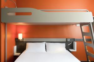 Hotels ibis budget Aeroport Lyon Saint Exupery : photos des chambres