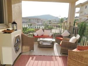 Appartements Charmant T3 a La Croix-Valmer : Terrasse, Piscine, Parking et Proximite Village - FR-1-726-15 : photos des chambres