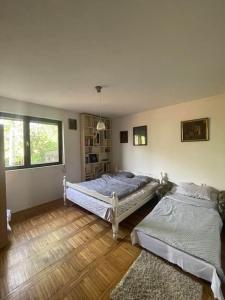 Lovely apartment with beautiful view and parking