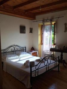 2 floors House in Sinarades near beach