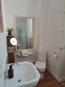 B&B / Chambres d'hotes La Maison Pelloquin : photos des chambres
