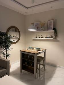 شقة مودرن غرفة وصالة حي العقيق