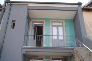 Gaia Loves You - Ponte D. Luis