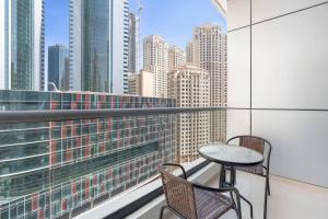 StoneTree - Modern 1 BR Apartment in Dubai Marina