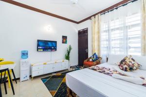 Shikamoo Spacious Studio Nyali