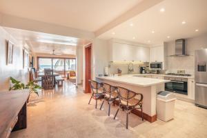 Magnificent Villa at Puerto Bahia