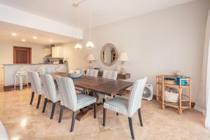 Magnificent Villa at Puerto Bahia