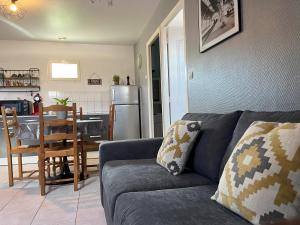 Appartements L'Arbre de Vy - T2 42m2 independant, 5 pers, garage, proche Gare : photos des chambres