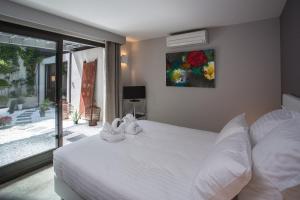 B&B / Chambres d'hotes Be Loft B&B Pool & Spa : photos des chambres