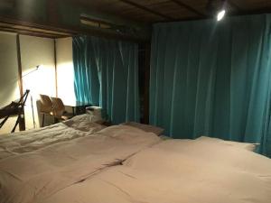 海近くの古民家。1グループ貸切。ペット可。海水浴、釣りの拠点に、仲間と過ごす場所に。プロジェクター有