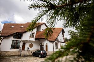 Monti Chalet