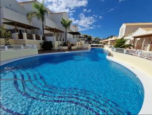 Oasis Golf house in Las Americas