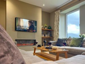 Ullswater View luxury home with 2 ground floor bedrooms and lake view