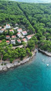 Lazaneo Seafront Apartments, Jelsa Hvar