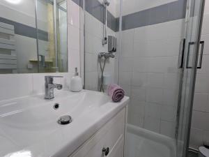 Appartements Appartement 4 personnes et jardin : photos des chambres