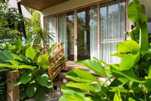 ANGKLA Beach Club & Boutique Resort