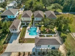 Waveland Beach Cottages - Lakeshore