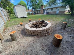 Spacious Ranch Home Near Airport