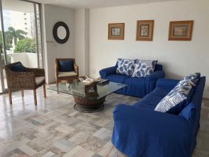 Departamento a 5 mins de la playa frente al club de golf