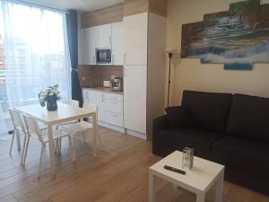 Apartamentos Silgar Plaza - 4hvězdičkové hotely ve městě Sanxenxo