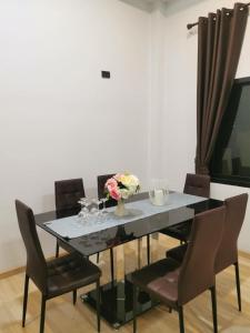 DeeverPool Villa