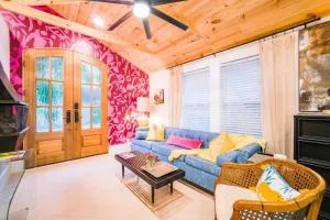 SweetSuiteCullman-couples retreat tiny home dwntwn - 卡尔曼