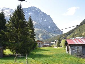 Chalet Mitoyen avec Jardinet, 2 Chambres, Animaux Acceptés - FR-1-464-219