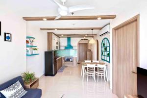 Lake view - 2BR Santorini style