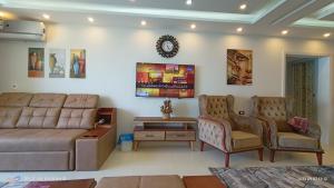 Gleem Luxury Condo Direct Sea view G18