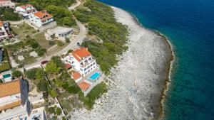 Family friendly apartments with a swimming pool Zavalatica, Korcula - 183