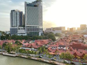 Poolside Suite - Amanjiwa 99 Residences