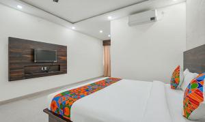 Hotel Zeke Avenue
