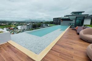 Seaview Condo In 5 Star Resort MG1