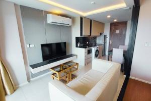 Seaview Condo In 5 Star Resort MG1