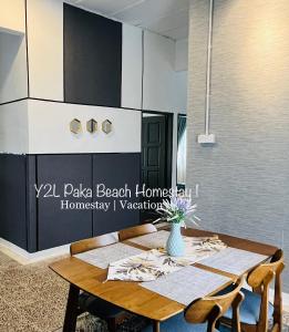 3 Bedroom in Front Surau and Near Paka Beach - Y2L Homestay 1