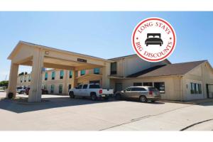 McPherson Inn By OYO, I-135