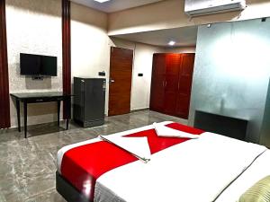 Sea Shell Beach Cottages & Suites