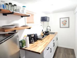 Lovely Private 2 Bedroom Suite near EWRNYC