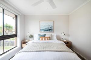 Brooklyn Beach Abode Walk to the beach