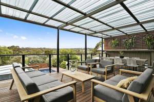 Miss Maude Mt Martha with pool and spa