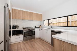 Stratford by the Sea in Rye