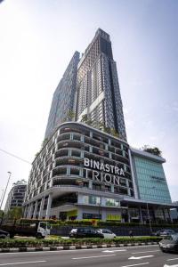 2 Rooms Suite at KL City l 6 pax l 3 Queen Beds