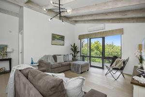 Danny Boy Coastal Retreat in Rye