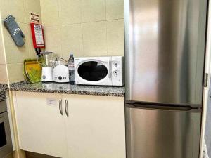 Marina Mar by FHR piscina, parking