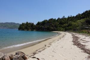 離島-宿navelの学校-三原港から船で14分