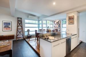 Elwood Village Entertainer