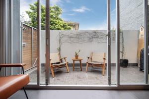 Elwood Village Entertainer