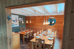 Chalets Chalet Alpina : photos des chambres